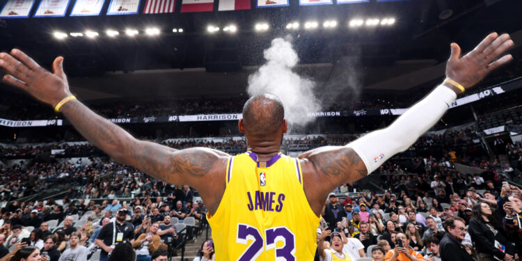 SAN ANTONIO, TX - NOVEMBER 27: LeBron James #23 of the Los Angeles Lakers pre-game ritual before the game against the San Antonio Spurs on November 27, 2024 at the Frost Bank Center in San Antonio, Texas. NOTE TO USER: User expressly acknowledges and agrees that, by downloading and or using this photograph, user is consenting to the terms and conditions of the Getty Images License Agreement. Mandatory Copyright Notice: Copyright 2024 NBAE (Photos by Jeff Haynes/NBAE via Getty Images)