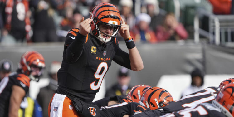 Cincinnati Bengals quarterback Joe Burrow (9) plays on a national stage against the Broncos on Saturday. (AP Photo/Joshua A. Bickel)