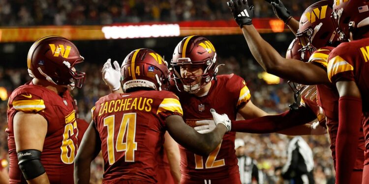 Washington Commanders celebrate touchdown