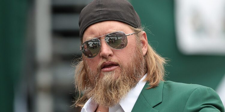 Nick Mangold looks