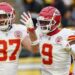 Travis Kelce celebrates