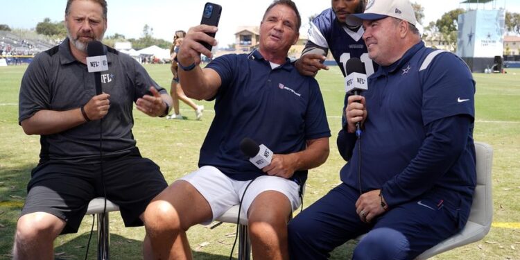 NFL: Dallas Cowboys Training Camp