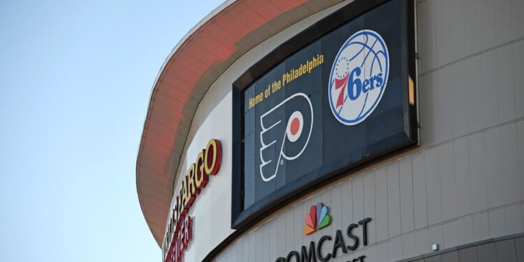 NHL: Montreal Canadiens at Philadelphia Flyers