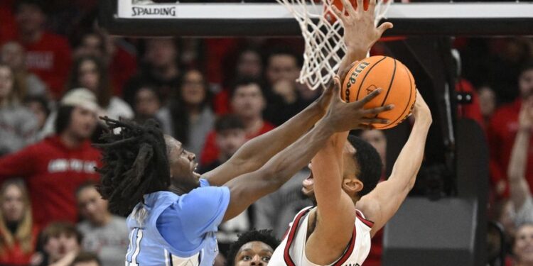 NCAA Basketball: North Carolina at Louisville