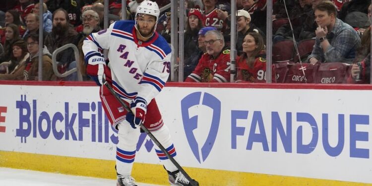 NHL: New York Rangers at Chicago Blackhawks