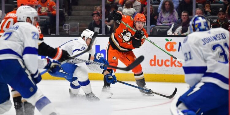 NHL: Tampa Bay Lightning at Anaheim Ducks