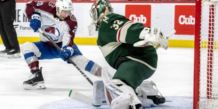 NHL: Colorado Avalanche at Minnesota Wild