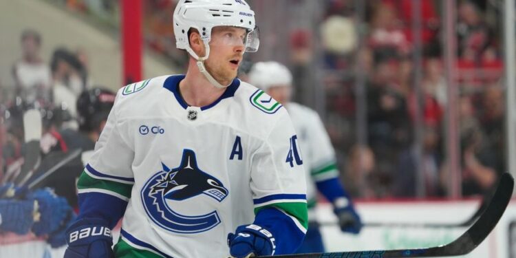 NHL: Vancouver Canucks at Carolina Hurricanes