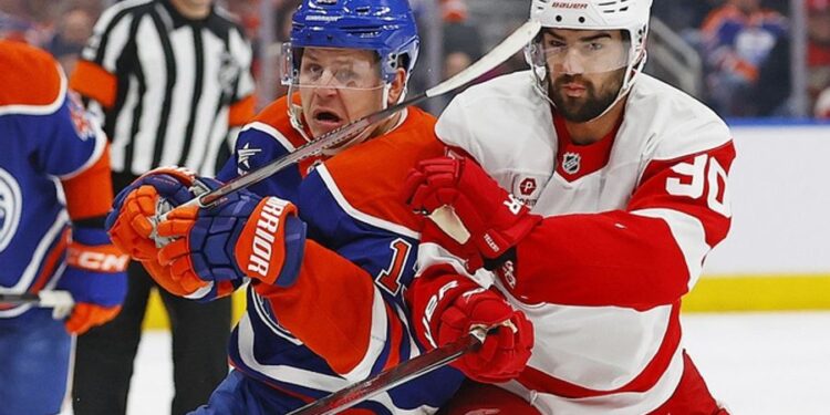 NHL: Detroit Red Wings at Edmonton Oilers