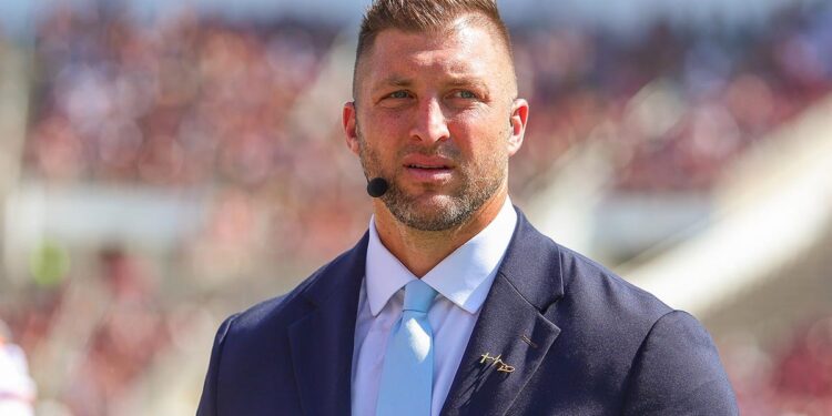 Tim Tebow calls a game