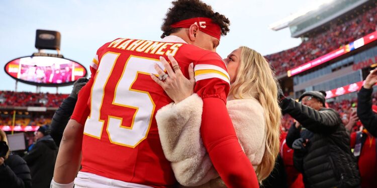 Brittany Mahomes and her husband