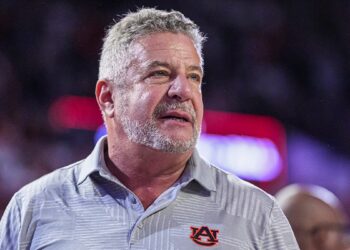 Bruce Pearl vs Georgia