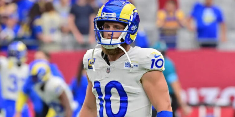 Sep 15, 2024; Glendale, Arizona, USA; Los Angeles Rams wide receiver Cooper Kupp (10) prior to a game against the Arizona Cardinals at State Farm Stadium. Mandatory Credit: Matt Kartozian-Imagn Images