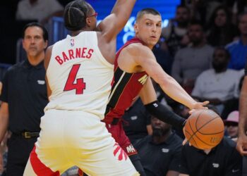 NBA: Toronto Raptors at Miami Heat