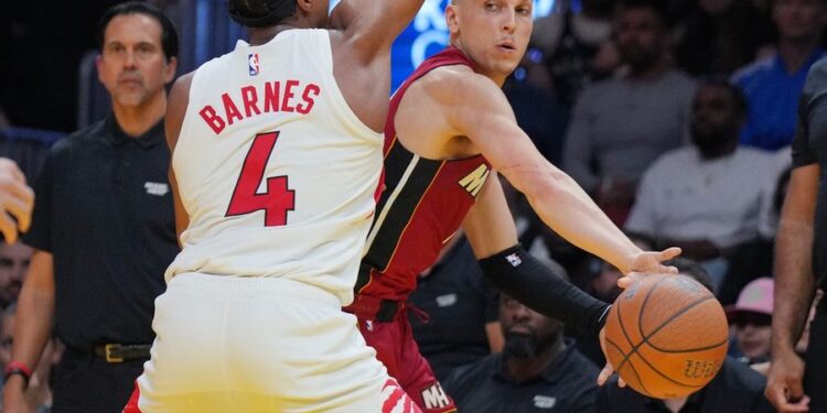 NBA: Toronto Raptors at Miami Heat