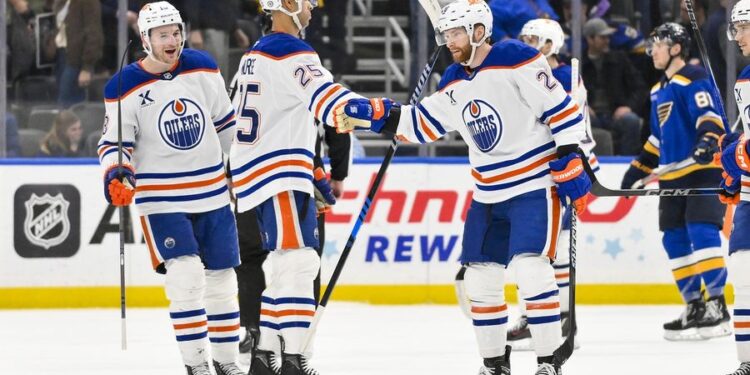 NHL: Edmonton Oilers at St. Louis Blues