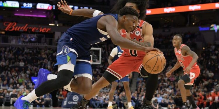 NBA: Chicago Bulls at Minnesota Timberwolves