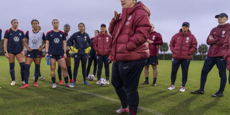 FORT LAUDERDALE, FL - JANUARY 20: Emma Hayes of the United States talks to the team during USWNT training at Florida Blue Training Center on January 20, 2025 in Fort Lauderdale, Florida. (Photo by Brad Smith/ISI Photos/USSF/Getty Images for USSF)