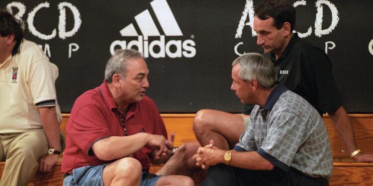 High School Basketball: Adidas ABCD Camp: Adidas Scout Sonny Vaccaro (left) with Kansas coach Roy Williams (right) and Duke coach Mike Krzyzewski (center).
Teaneck, NJ 7/9/1998
CREDIT: Damian Strohmeyer (Photo by Damian Strohmeyer /Sports Illustrated via Getty Images)
(Set Number: X55923 TK2 R19 F8 )