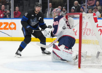 Auston Matthews and Elvis Merzlikins<p>Nick Turchiaro-Imagn Images</p>