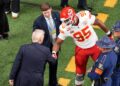 Donald Trump and Chris Jones shake hands