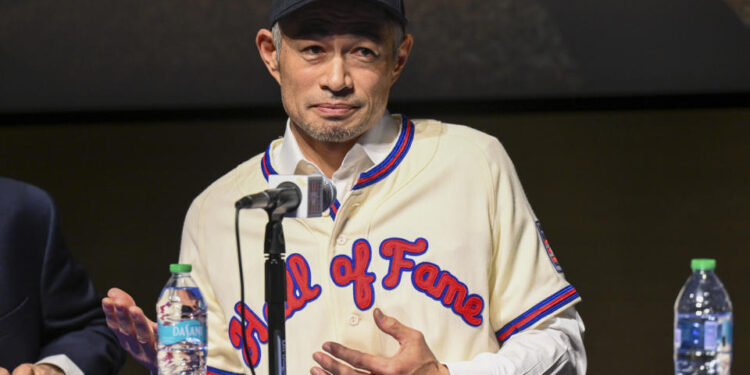 Newly elected Baseball Hall of Fame inductee Ichiro Suzuki has invited the lone voter who left him off of their ballot to have a chat. (AP Photo/Hans Pennink)