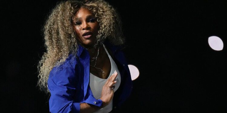 Serena Williams dances