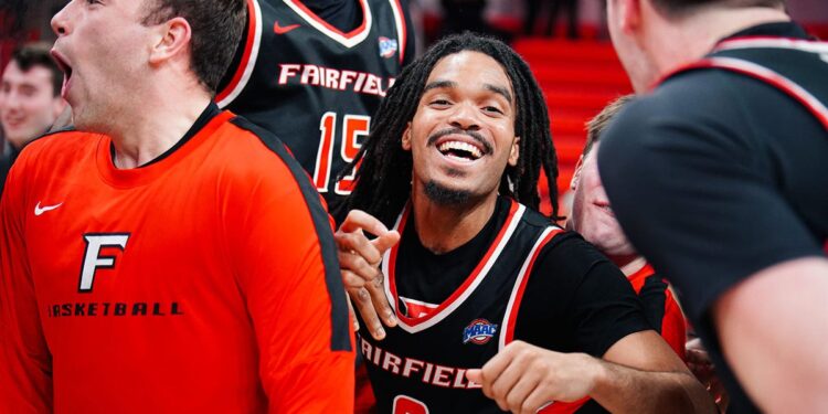 Deon Perry celebrates