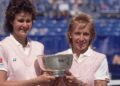 Pam Shriver and Martina Navratilova pose