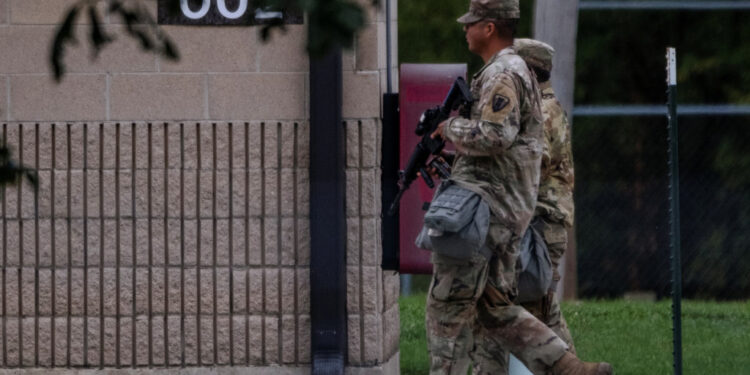 Texas National Guard troops arrive in Illinois