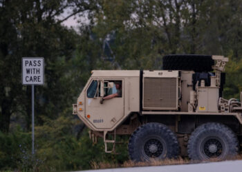 Texas National Guard troops arrive in Illinois