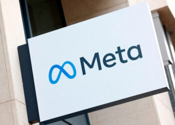 FILE PHOTO: FILE PHOTO: The logo of Meta Platforms' business group is seen in Brussels