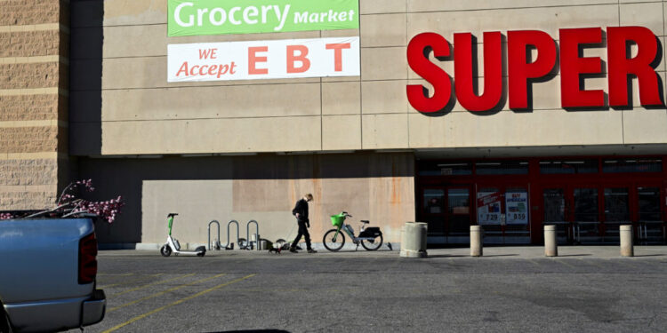 Food pantry is busy, weeks into the continuing U.S. government shutdown, in Denver