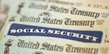 Social Security To Increase Payments By Largest Amount In 40 Years