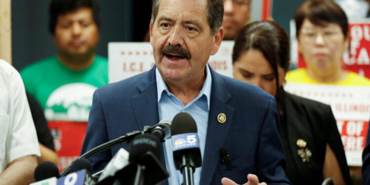 Congressional Democrats try to enter an ICE facility in Broadview, Illinois