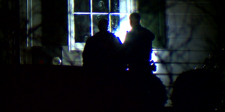 windows broken at jd vance house.png