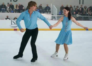 Finding Her Edge: Season 1. (L-R) Cale Ambrozic as Brayden Elliot and Madelyn Keys as Adriana Russo in Finding Her Edge: Season 1. Cr. NETFLIX © 2025