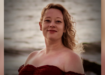 Portrait of Renee Nicole Good