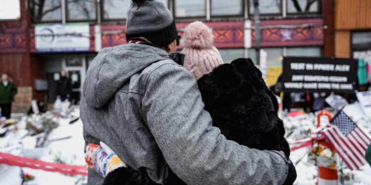 Memorial honouring Alex Pretti and Renee Nicole Good, in Minneapolis
