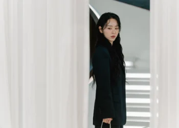 The Art of Sarah Shin Hae-sun as Sarah Kim in The Art of Sarah Cr. Kim Eun jeong/Netflix © 2026