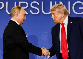 FILE PHOTO: U.S. President Trump meets with Russian President Putin in Alaska