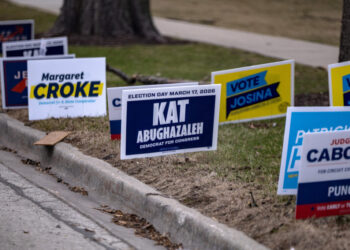 Kat Abughazaleh participates in a door knocking event while campaigning for the 2026 Illinois Primary Election