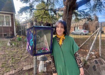 ‘TAKE A TREASURE’: Tulsa teacher builds Oklahoma’s first Little Free Box of Happy