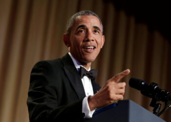 President Barack Obama speaks at the White House Correspondents' Association annual dinner in Washington