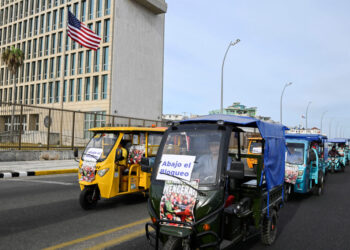 Cubans hold an anti-imperialist march in Havana