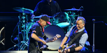 Tom Morello and Bruce Springsteen perform together