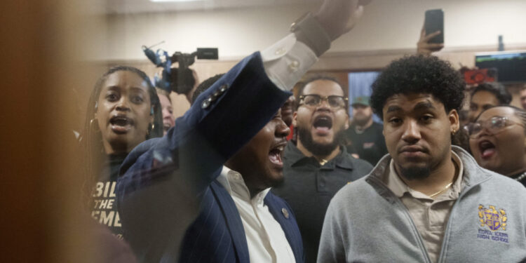Supreme Court redistricting ruling throws Louisiana primary into chaos