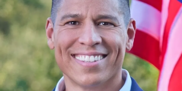 Carlos de la Cruz