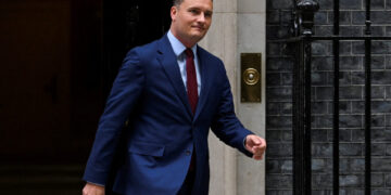 FILE PHOTO: British PM Starmer meets with Health Secretary Streeting in Downing Street
