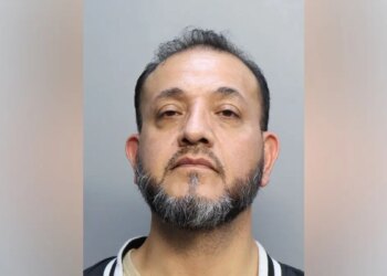 Juan Gabriel Reyes facing forward in a mugshot photo